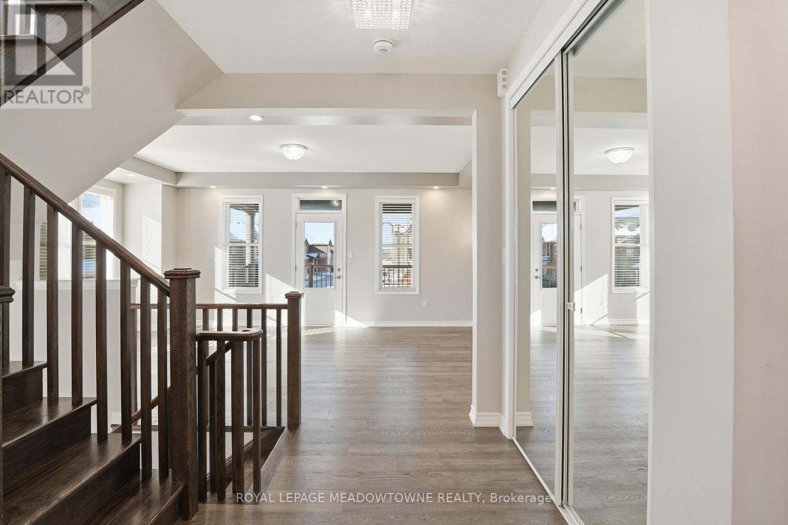 26 - 975 Whitlock Avenue, Milton, Ontario L9E 1S9 - Photo 6 - W12634966