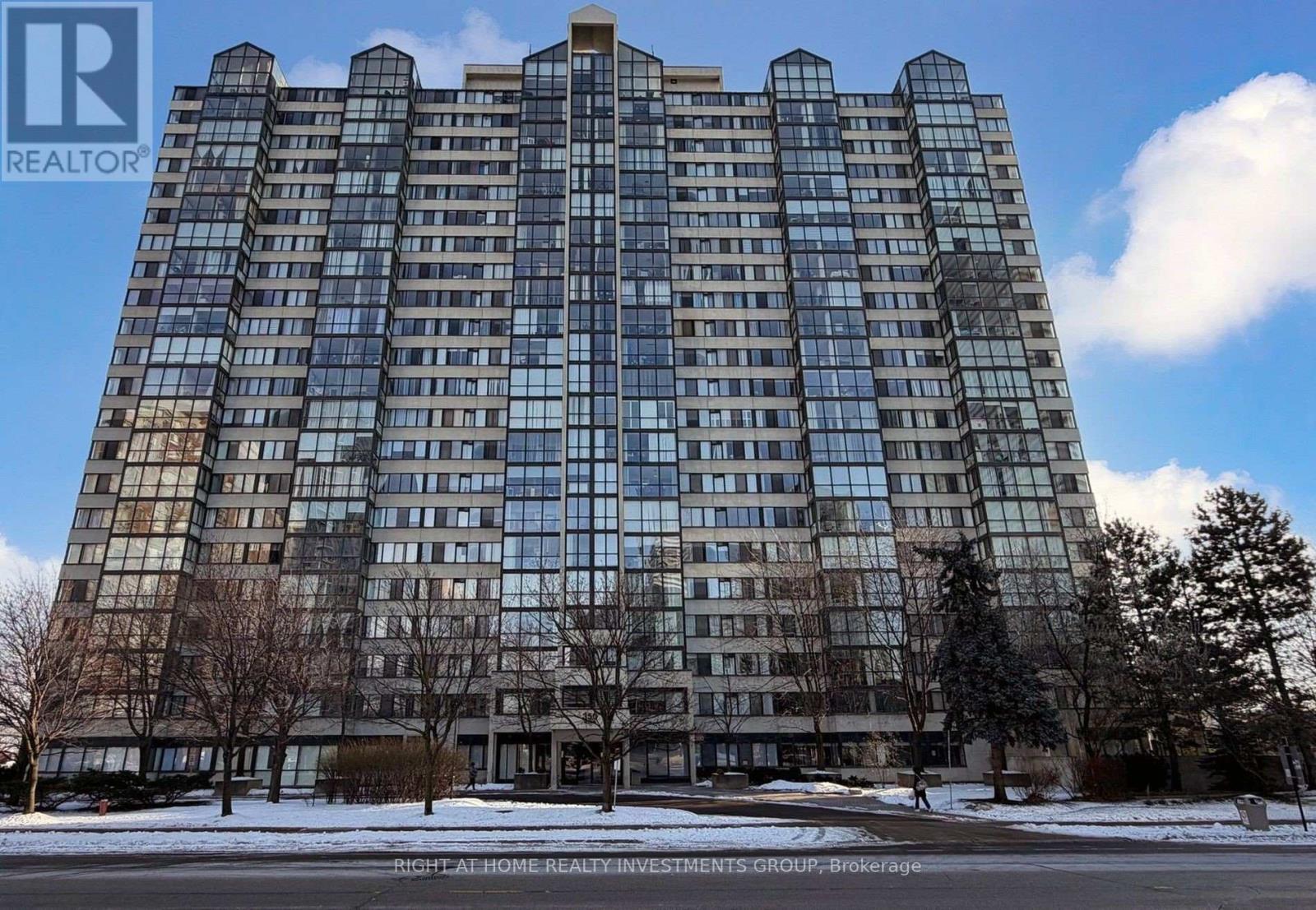 512 - 350 WEBB DRIVE, Mississauga, Ontario