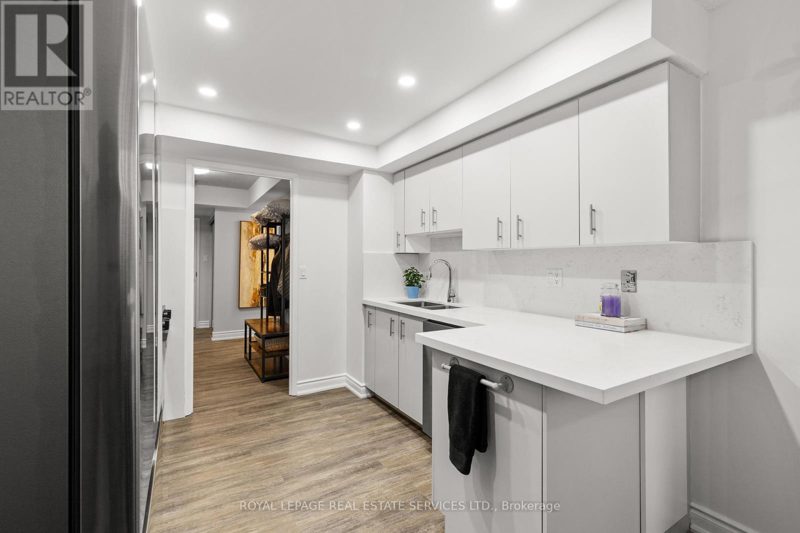 502 - 1271 Walden Circle, Mississauga, Ontario  L5J 4R4 - Photo 13 - W12635034