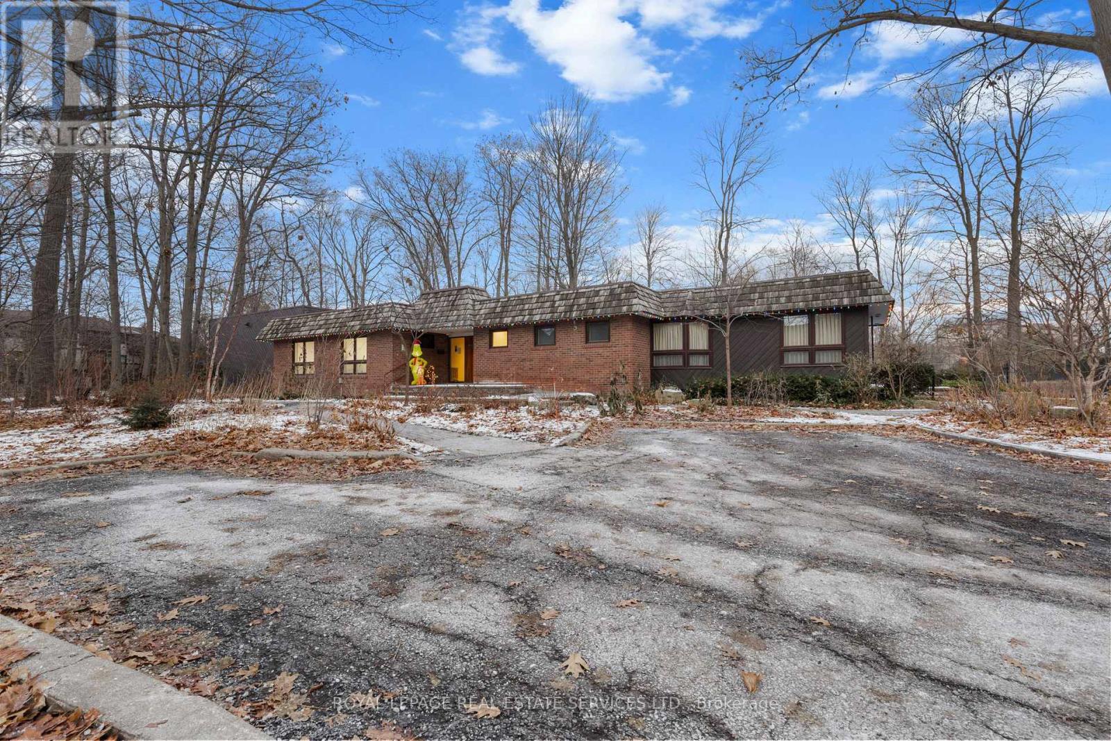 502 - 1271 Walden Circle, Mississauga, Ontario  L5J 4R4 - Photo 33 - W12635034