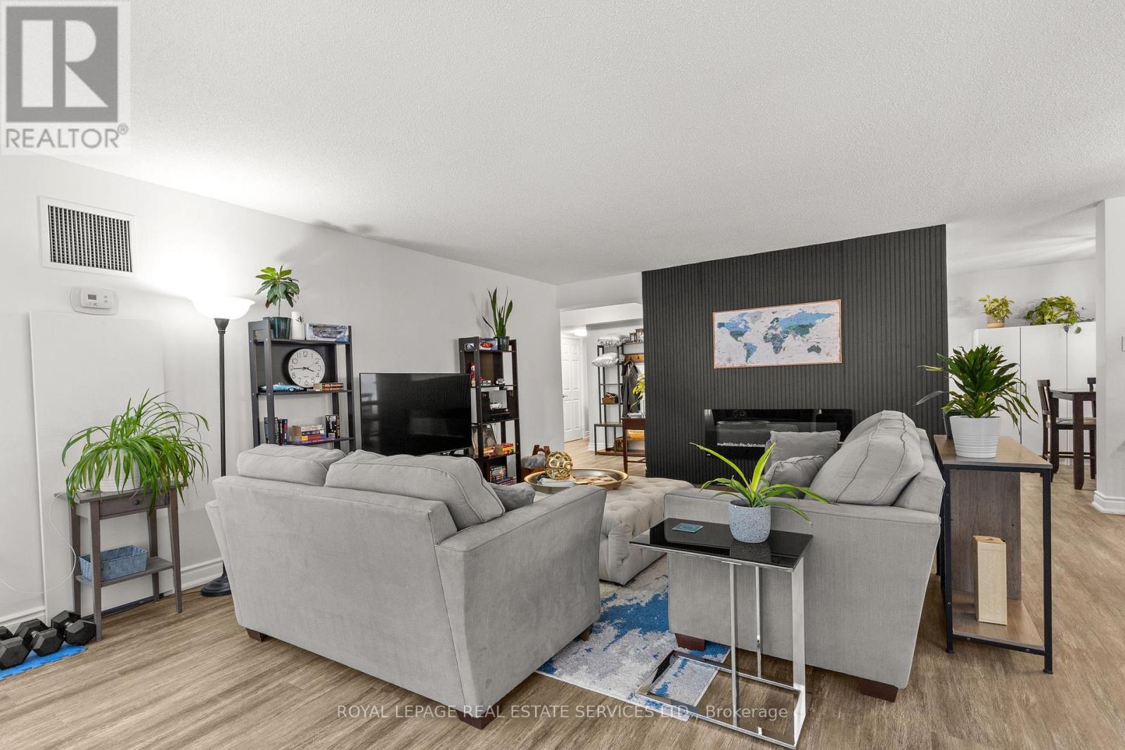 502 - 1271 Walden Circle, Mississauga, Ontario  L5J 4R4 - Photo 7 - W12635034