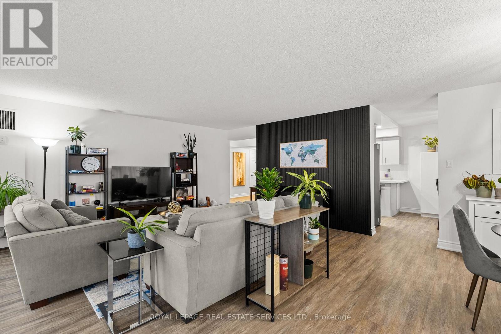 502 - 1271 Walden Circle, Mississauga, Ontario  L5J 4R4 - Photo 8 - W12635034