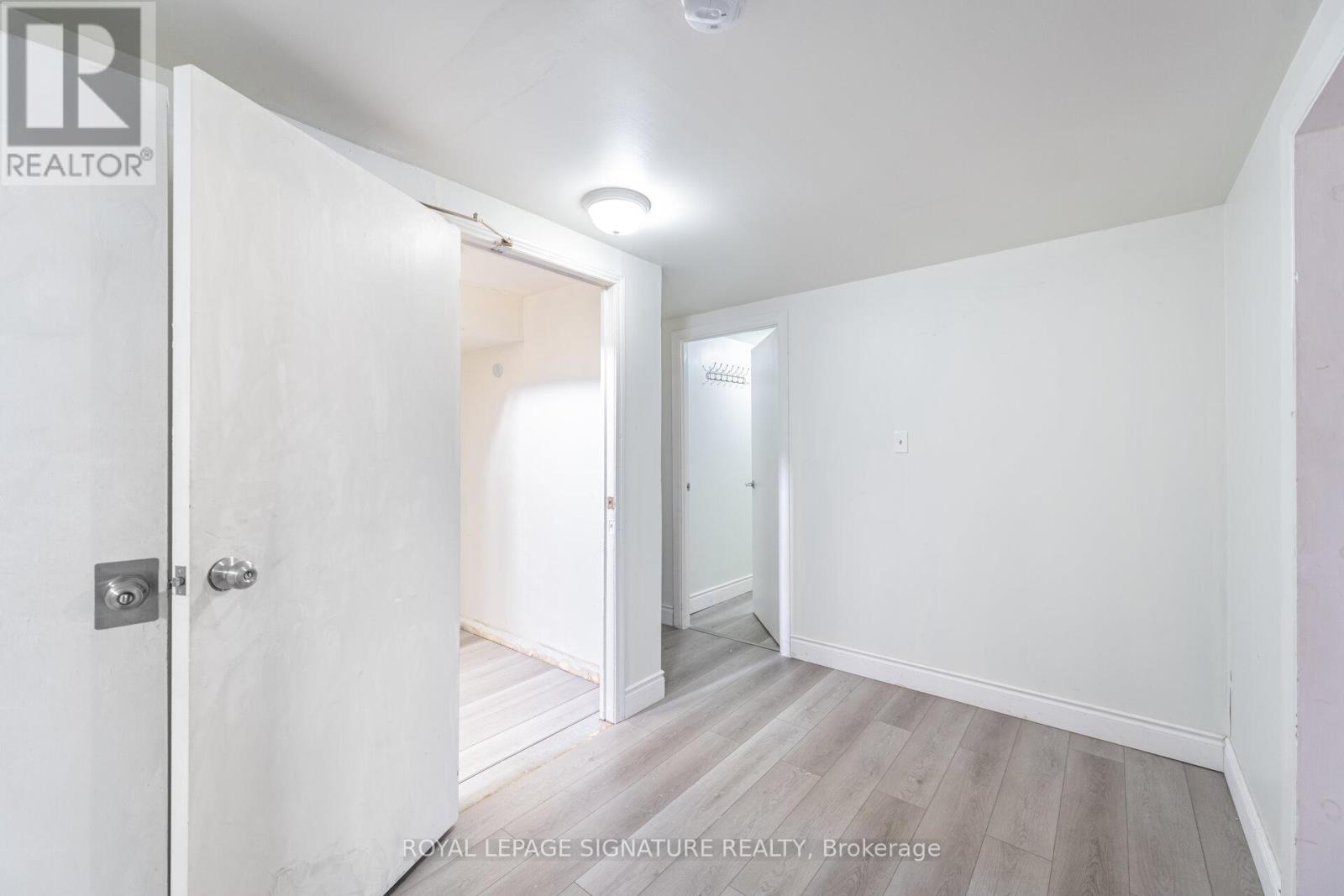 L7g4k2 - 111 Mountainview Road S, Halton Hills, Ontario  L7G 4K2 - Photo 22 - W12635060