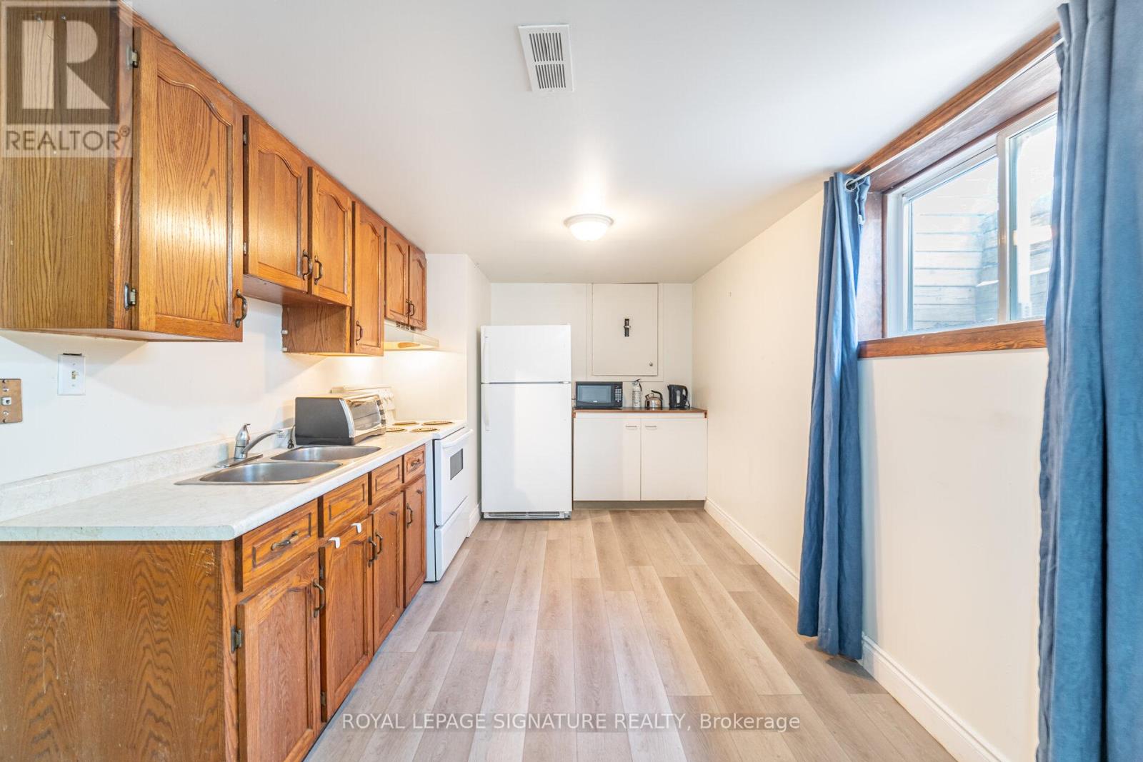 L7g4k2 - 111 Mountainview Road S, Halton Hills, Ontario  L7G 4K2 - Photo 25 - W12635060