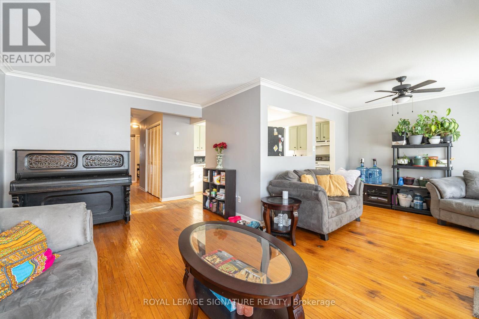 L7g4k2 - 111 Mountainview Road S, Halton Hills, Ontario  L7G 4K2 - Photo 6 - W12635060