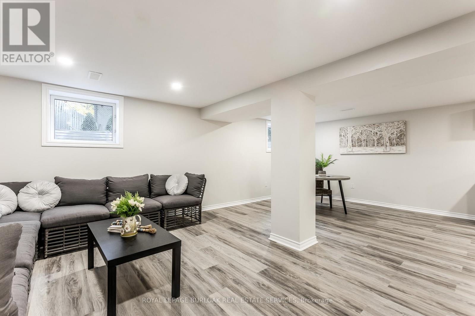 260 Foxbar Road, Burlington, Ontario  L7L 3A3 - Photo 29 - W12635062