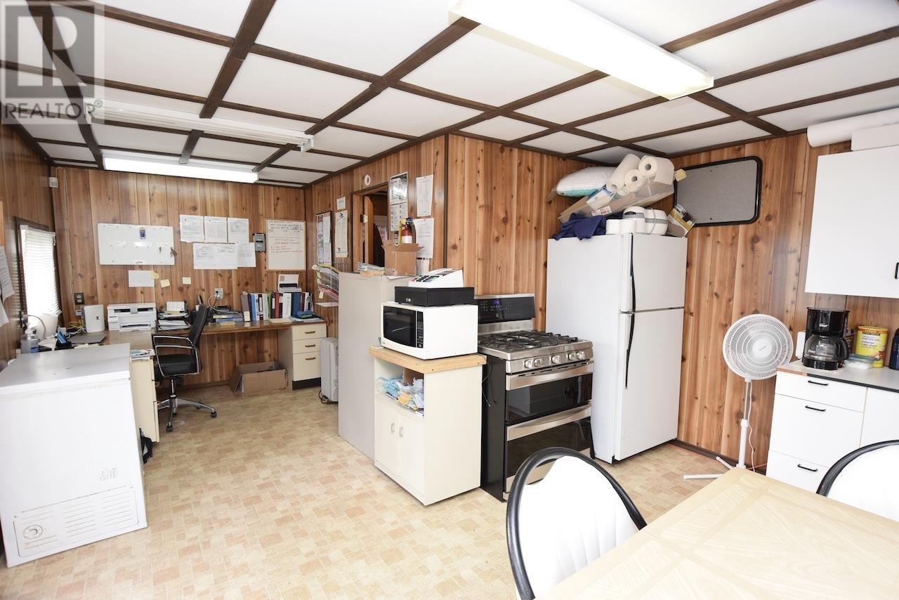 21 & 23 Timber Rd, Elliot Lake, Ontario P5A 2T1 - Photo 38 - SM253295