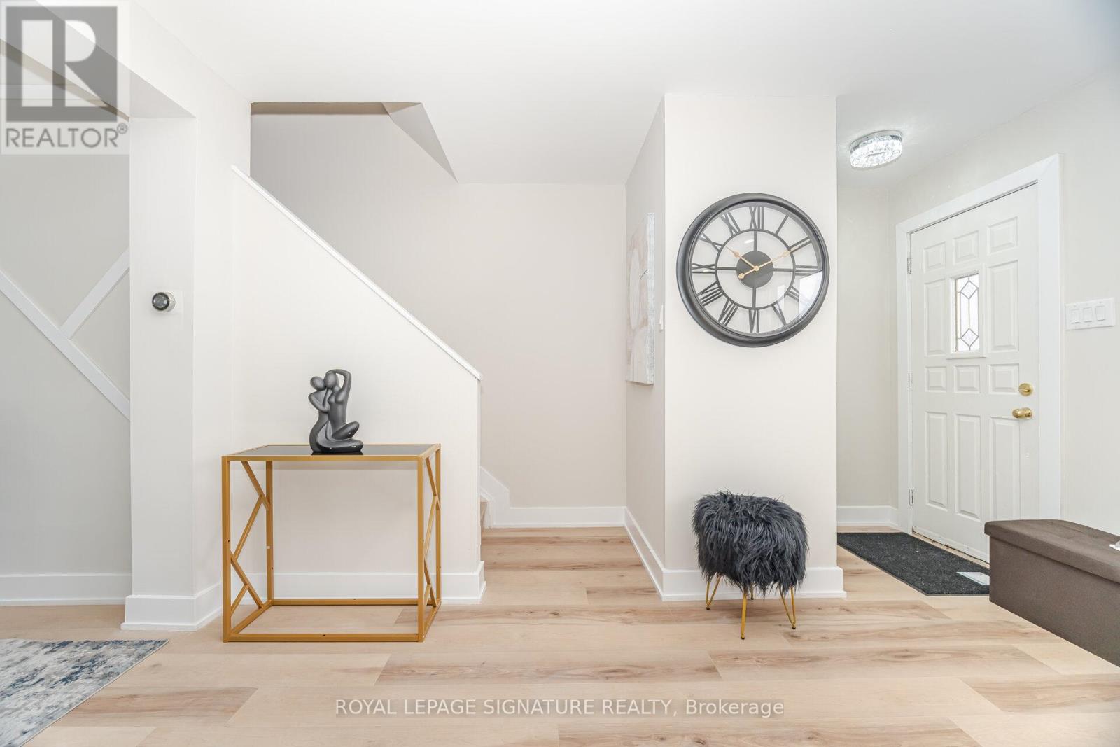 26 Graywood Road, Hamilton, Ontario L9C 6K4 - Photo 8 - X12634924