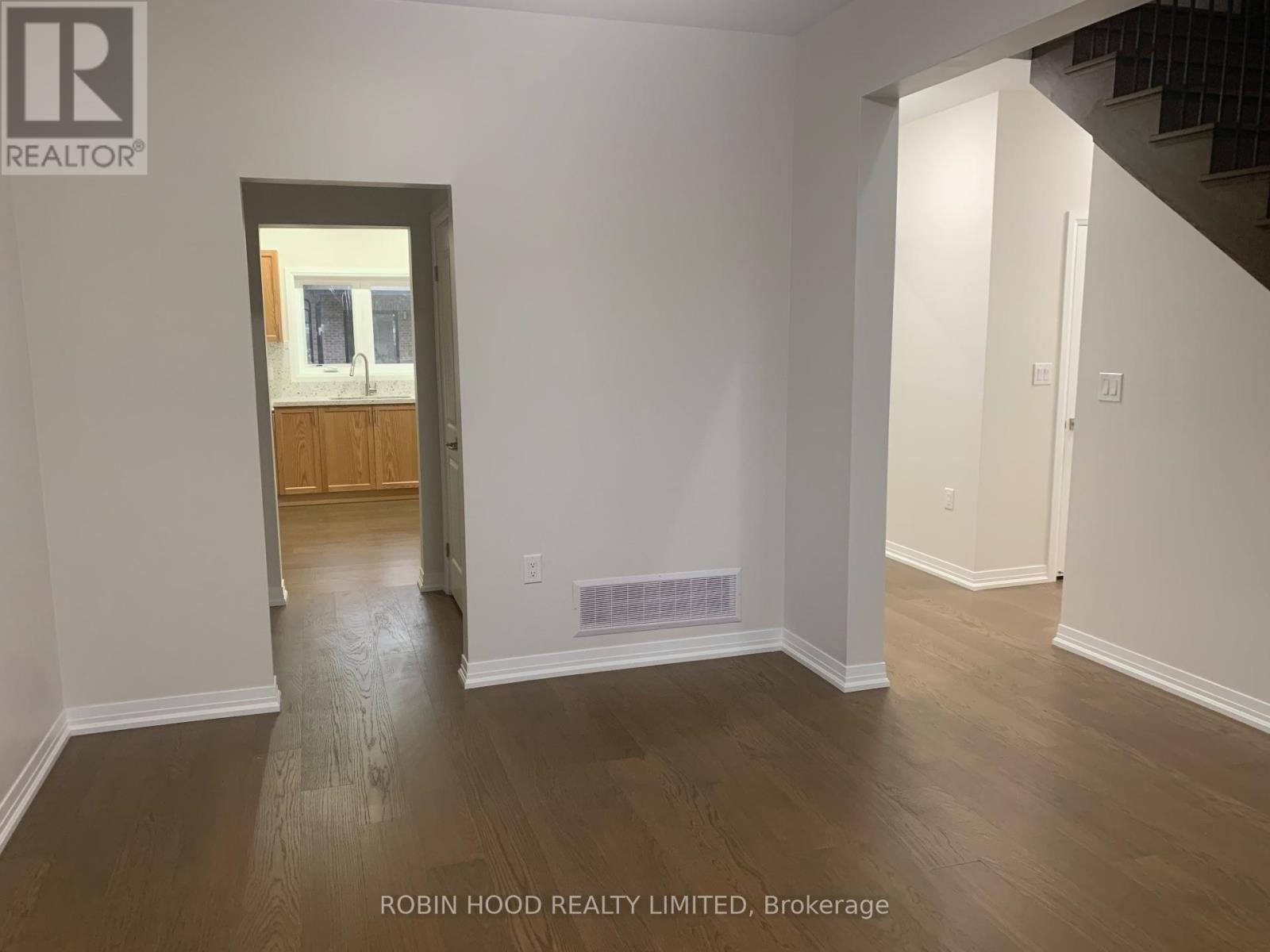 8 Barker Parkway, Thorold, Ontario  L2V 0H4 - Photo 10 - X12634936