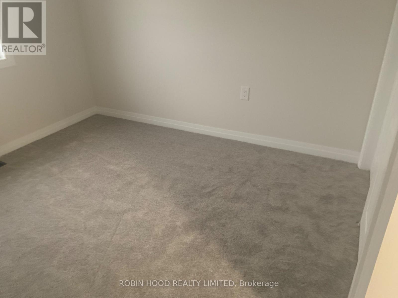 8 Barker Parkway, Thorold, Ontario  L2V 0H4 - Photo 18 - X12634936