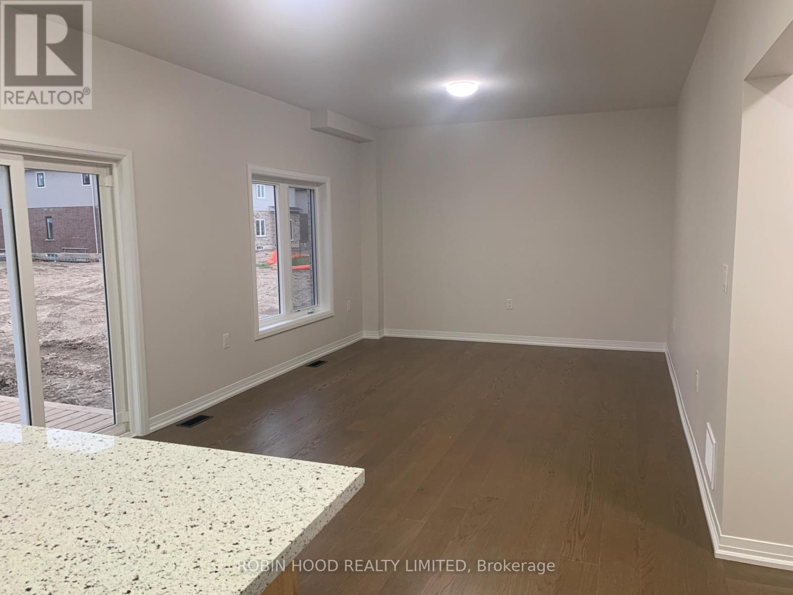 8 Barker Parkway, Thorold, Ontario  L2V 0H4 - Photo 19 - X12634936