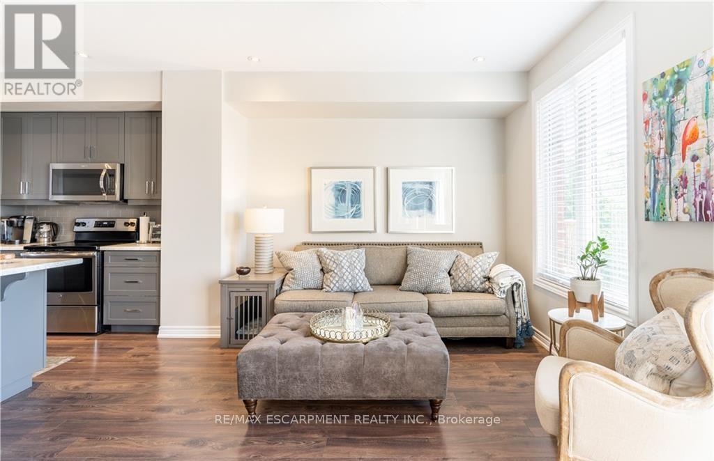 15 Pierre Trudeau Lane, Grimsby, Ontario  L3M 0H4 - Photo 16 - X12634954