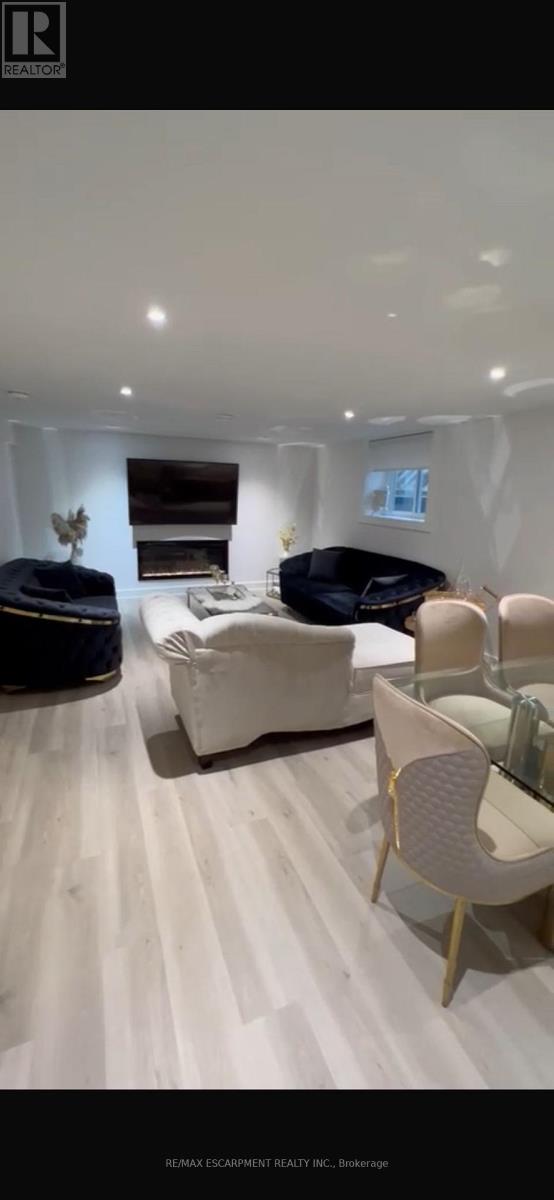 Lower - 664 Hiawatha Boulevard, Hamilton, Ontario  L9G 3A5 - Photo 4 - X12634958