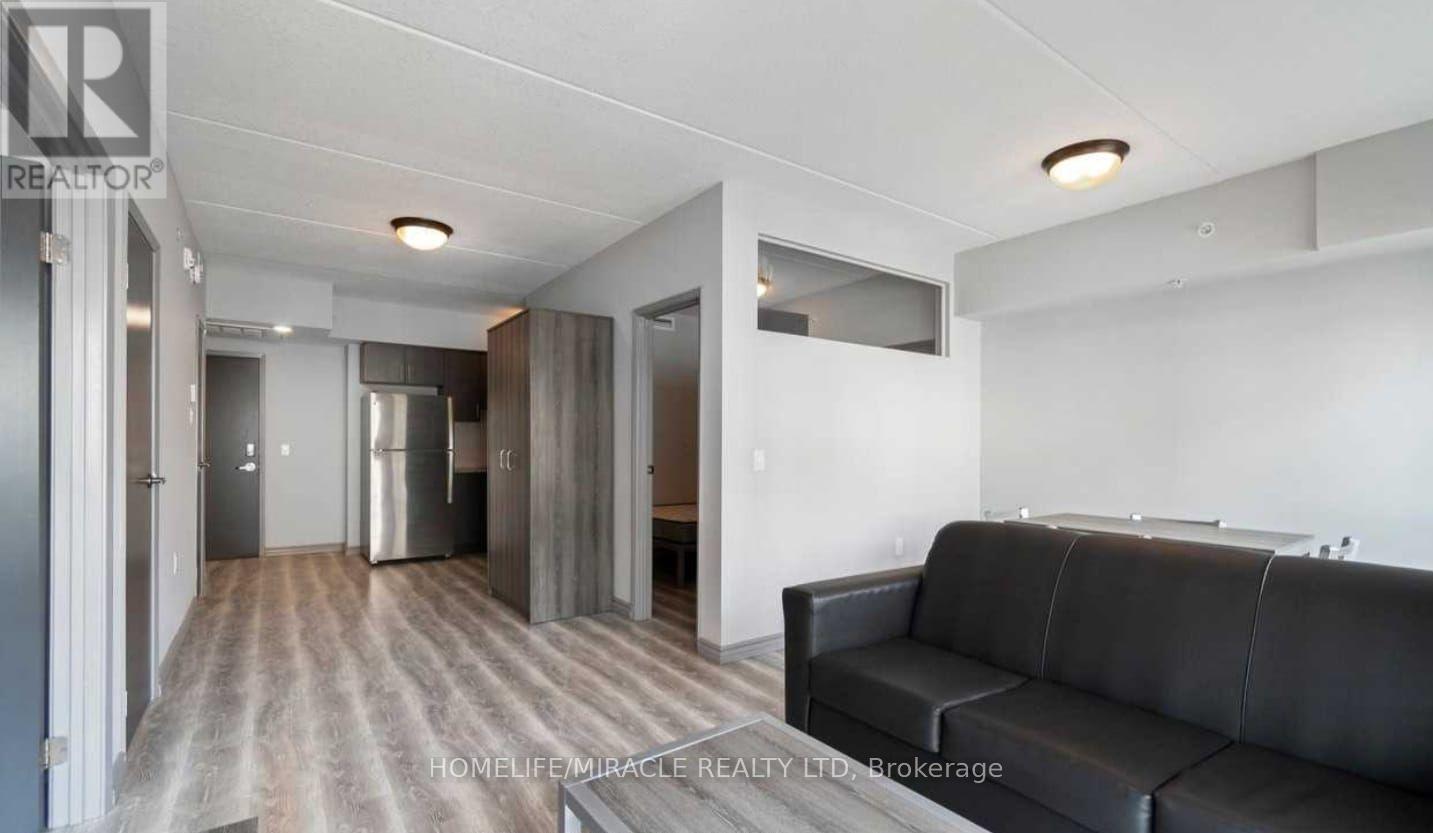 A407 - 275 Larch Street, Waterloo, Ontario  N2L 3R2 - Photo 5 - X12634994