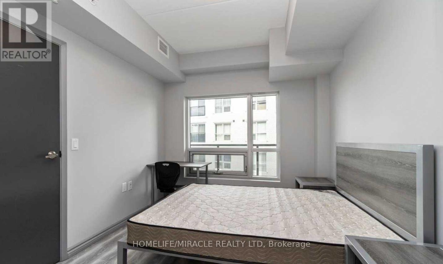 A407 - 275 Larch Street, Waterloo, Ontario  N2L 3R2 - Photo 6 - X12634994