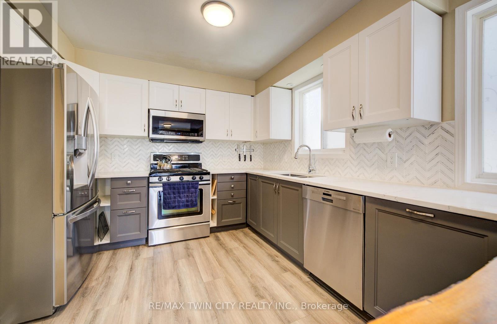 48 Karalee Crescent, Cambridge, Ontario  N3C 4H3 - Photo 14 - X12635058