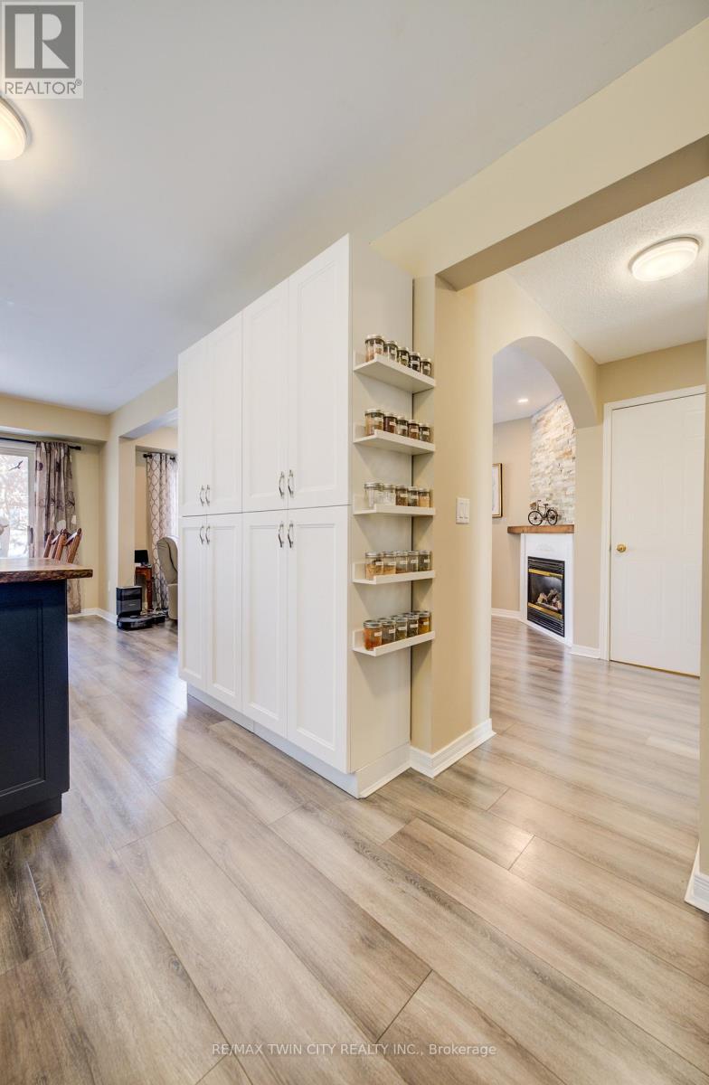 48 Karalee Crescent, Cambridge, Ontario  N3C 4H3 - Photo 18 - X12635058