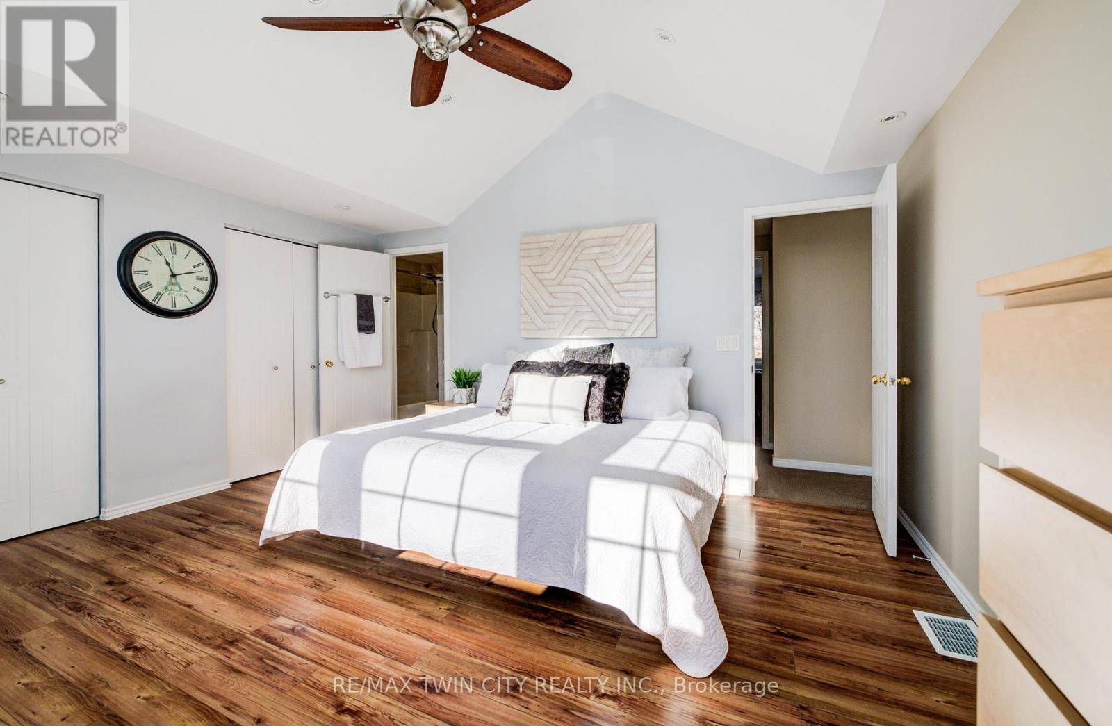 48 Karalee Crescent, Cambridge, Ontario  N3C 4H3 - Photo 23 - X12635058