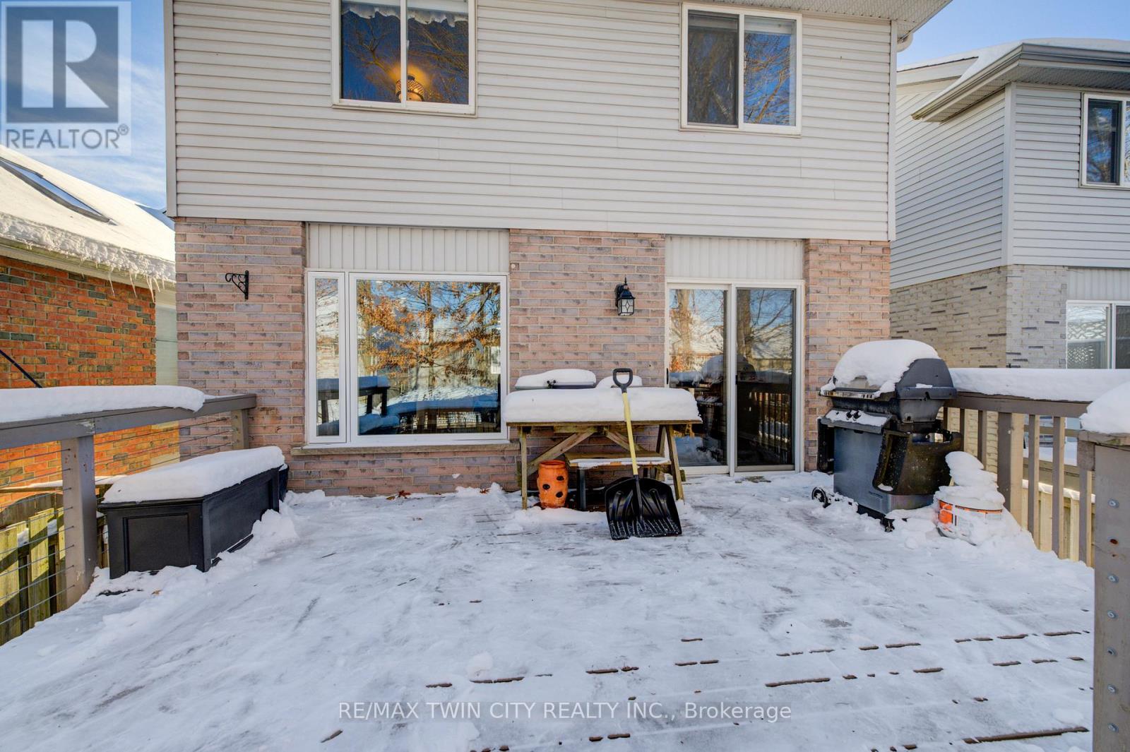 48 Karalee Crescent, Cambridge, Ontario  N3C 4H3 - Photo 40 - X12635058