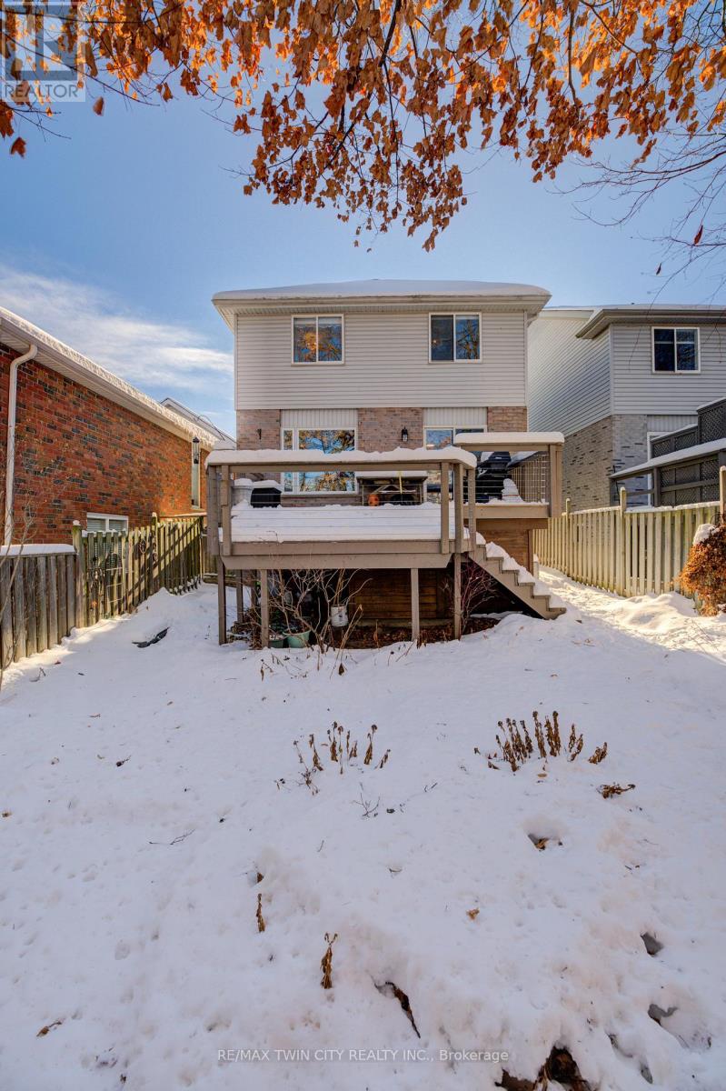 48 Karalee Crescent, Cambridge, Ontario  N3C 4H3 - Photo 42 - X12635058