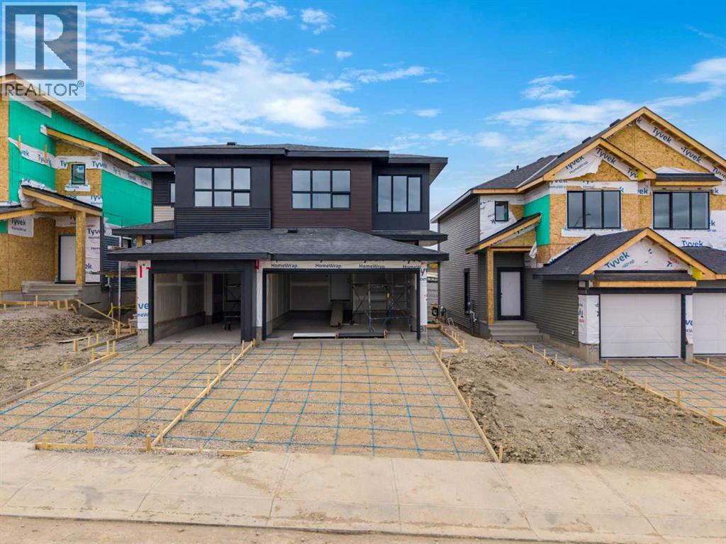 27 Heritage Heath, Cochrane, Alberta