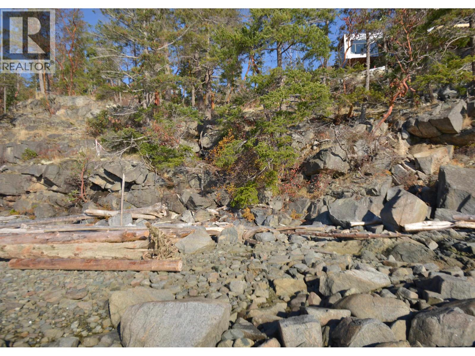 7643 Cove Beach Road, Halfmoon Bay, British Columbia  V7Z 1C3 - Photo 11 - R3073968