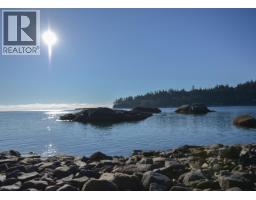 7643 COVE BEACH ROAD, Halfmoon Bay, British Columbia