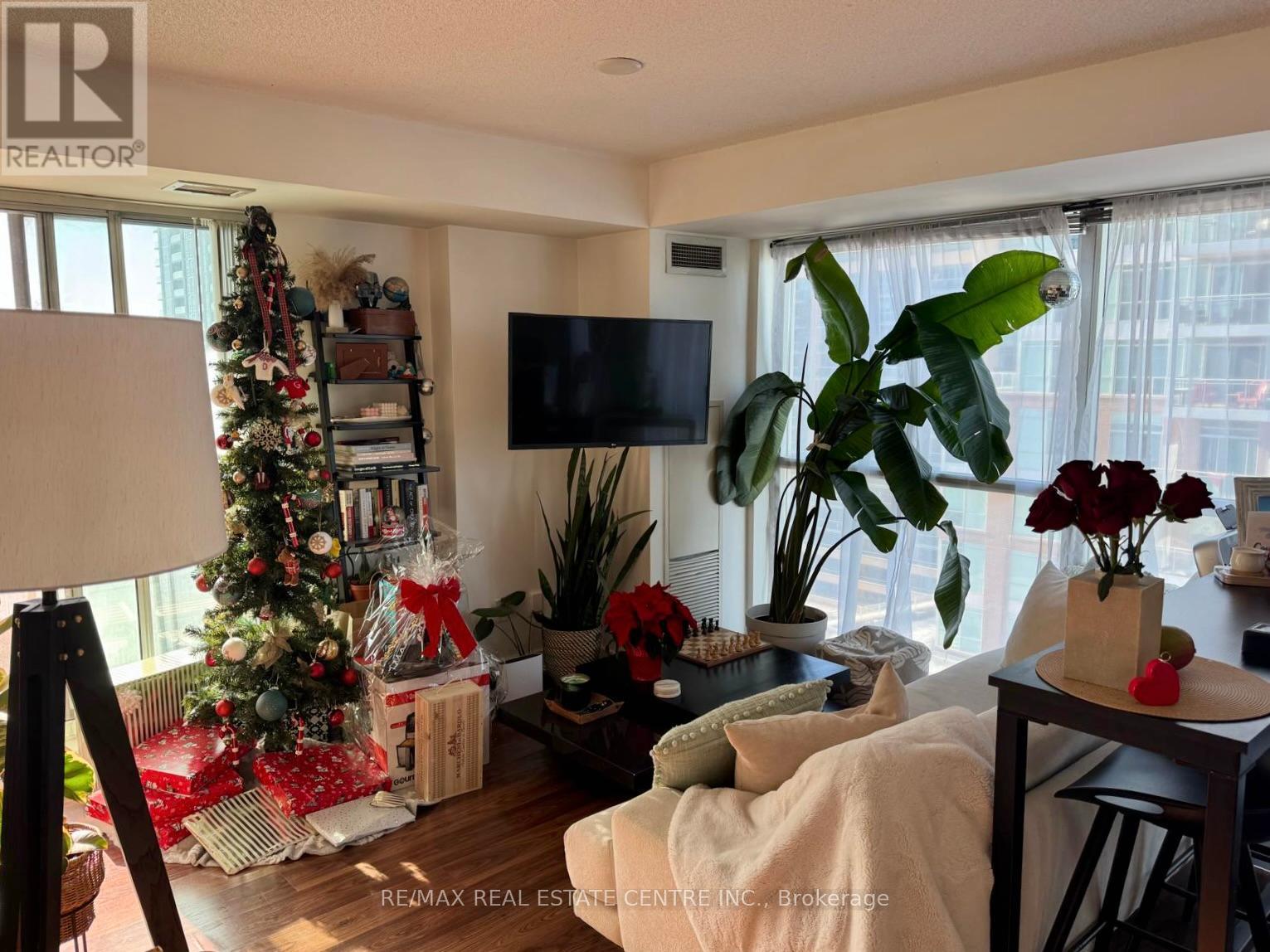 1012 - 80 Western Battery Road, Toronto, Ontario  M6K 3S1 - Photo 4 - C12632880