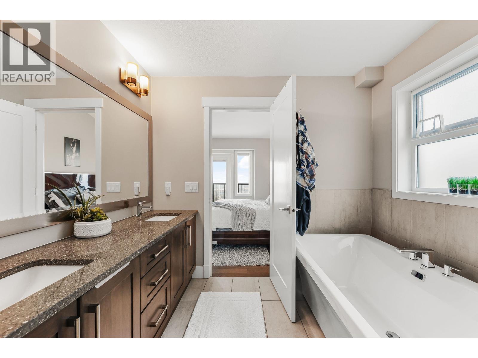 1419 Strawline Hill Street, Coquitlam, British Columbia  V3E 0L5 - Photo 26 - R3073962