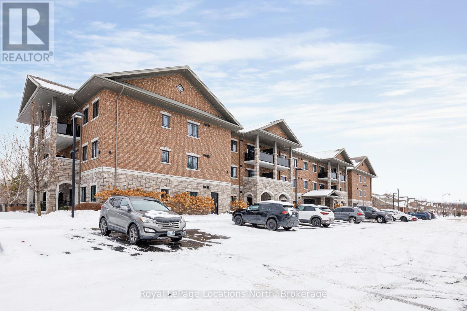 303 - 1 Chamberlain Crescent, Collingwood, Ontario L9Y 0X7 - Photo 2 - S12635092