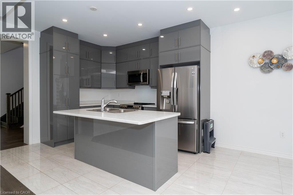 558 Kennedy Circle W, Milton, Ontario  L9E 1P9 - Photo 12 - 40794054