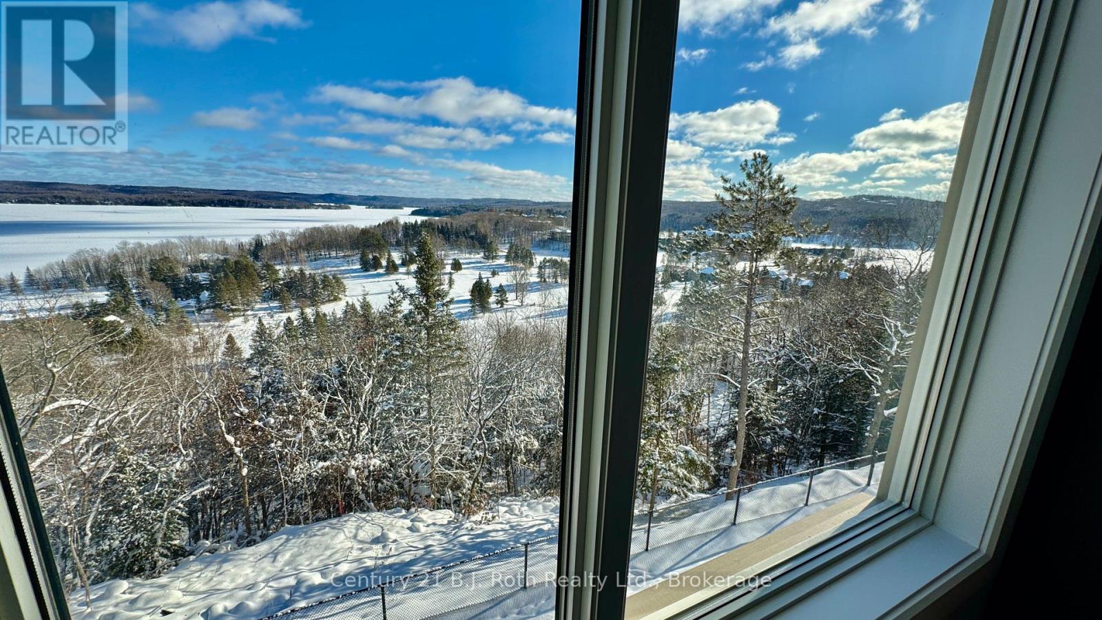 302 - 11 Treetops Lane, Huntsville, Ontario P1H 1A9 - Photo 14 - X12635116