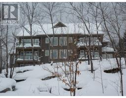 302 - 11 TREETOPS LANE, Huntsville, Ontario