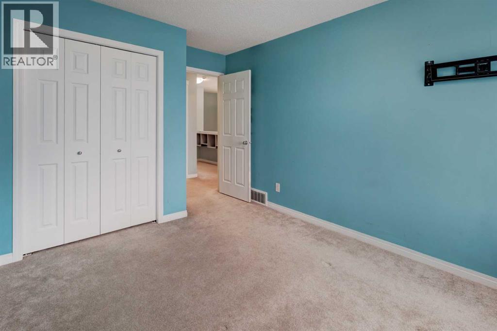 468 Hillcrest Circle Sw, Airdrie, Alberta  T4B 4B3 - Photo 21 - A2262525