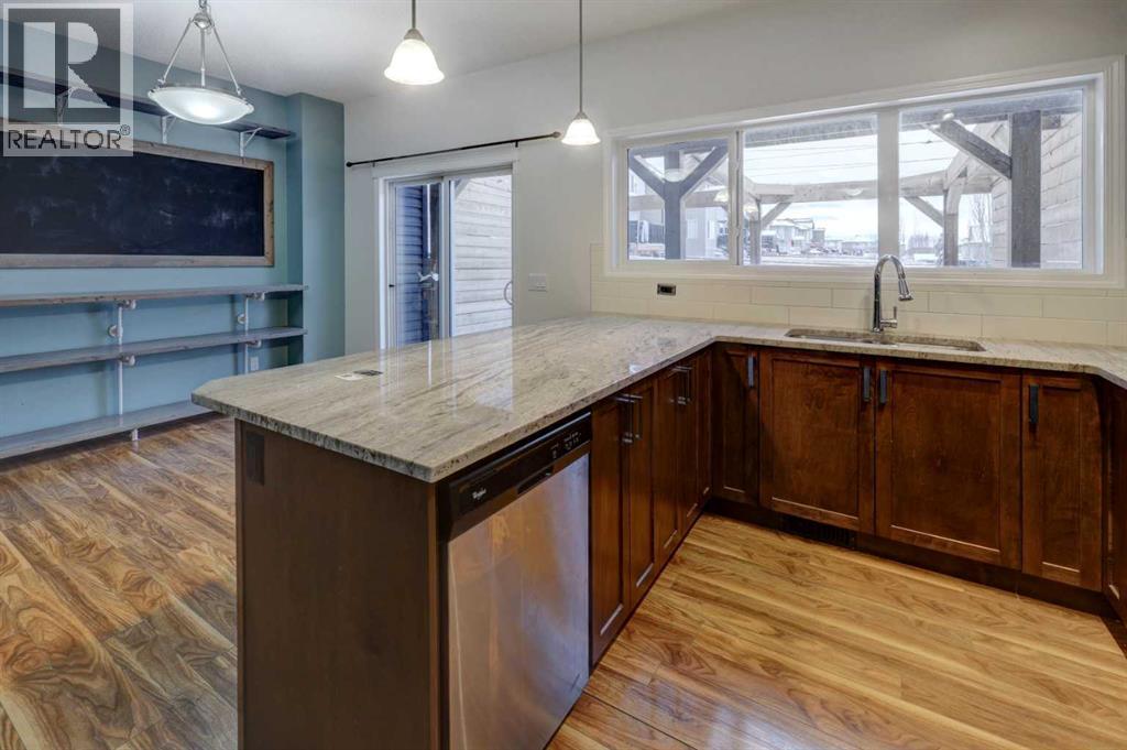 468 Hillcrest Circle Sw, Airdrie, Alberta  T4B 4B3 - Photo 8 - A2262525