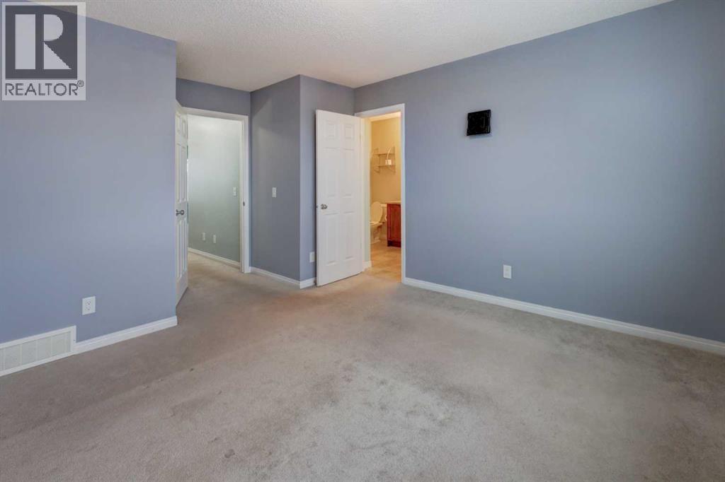 468 Hillcrest Circle Sw, Airdrie, Alberta  T4B 4B3 - Photo 15 - A2262525