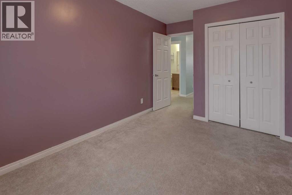 468 Hillcrest Circle Sw, Airdrie, Alberta  T4B 4B3 - Photo 19 - A2262525