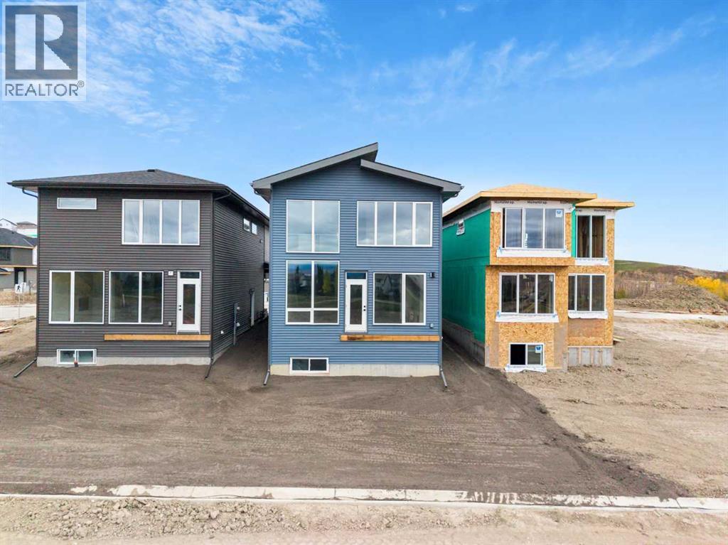 50 Heritage Heath, Cochrane, Alberta  T0T 0T0 - Photo 7 - A2262939