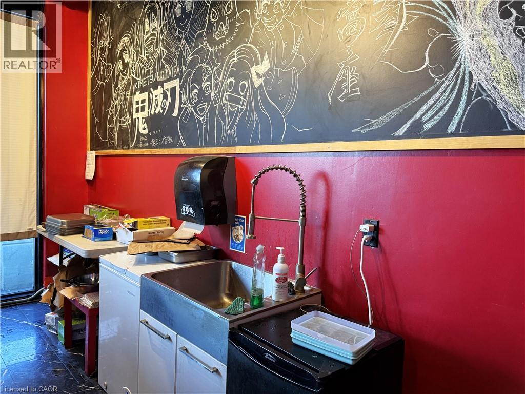 330 Phillip Street Unit# #5, Waterloo, Ontario N2L 3W9 - Photo 4 - 40794065