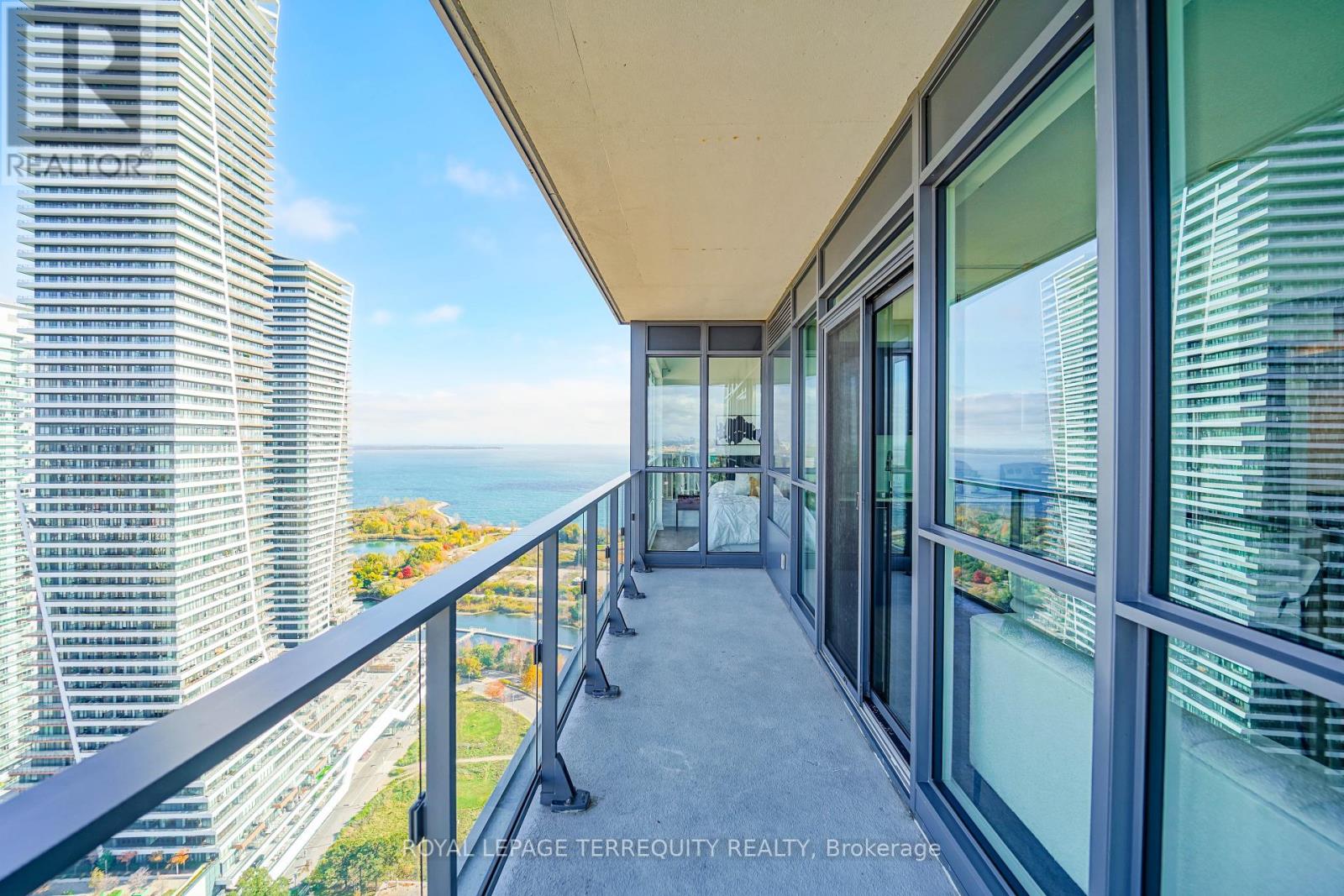4007 - 2200 Lakeshore Boulevard W, Toronto, Ontario  M8V 1A4 - Photo 27 - W12634622