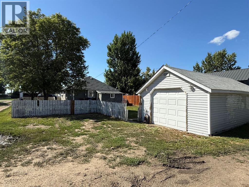 65 Amherst Street, Irvine, Alberta T0J 1V0 - Photo 6 - A2247605