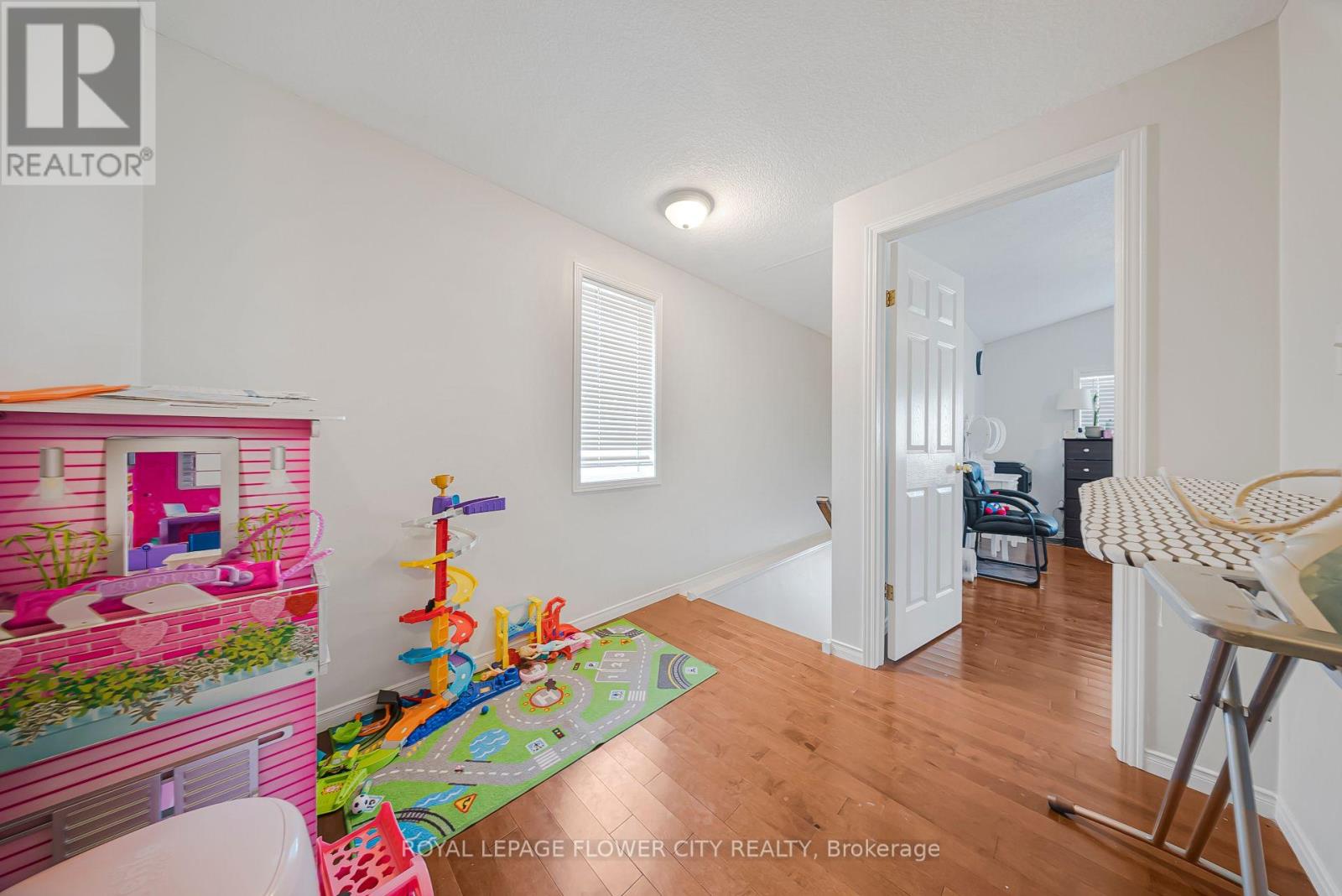 53 Bush Clover Crescent, Kitchener, Ontario  N2E 3P8 - Photo 21 - X12608364
