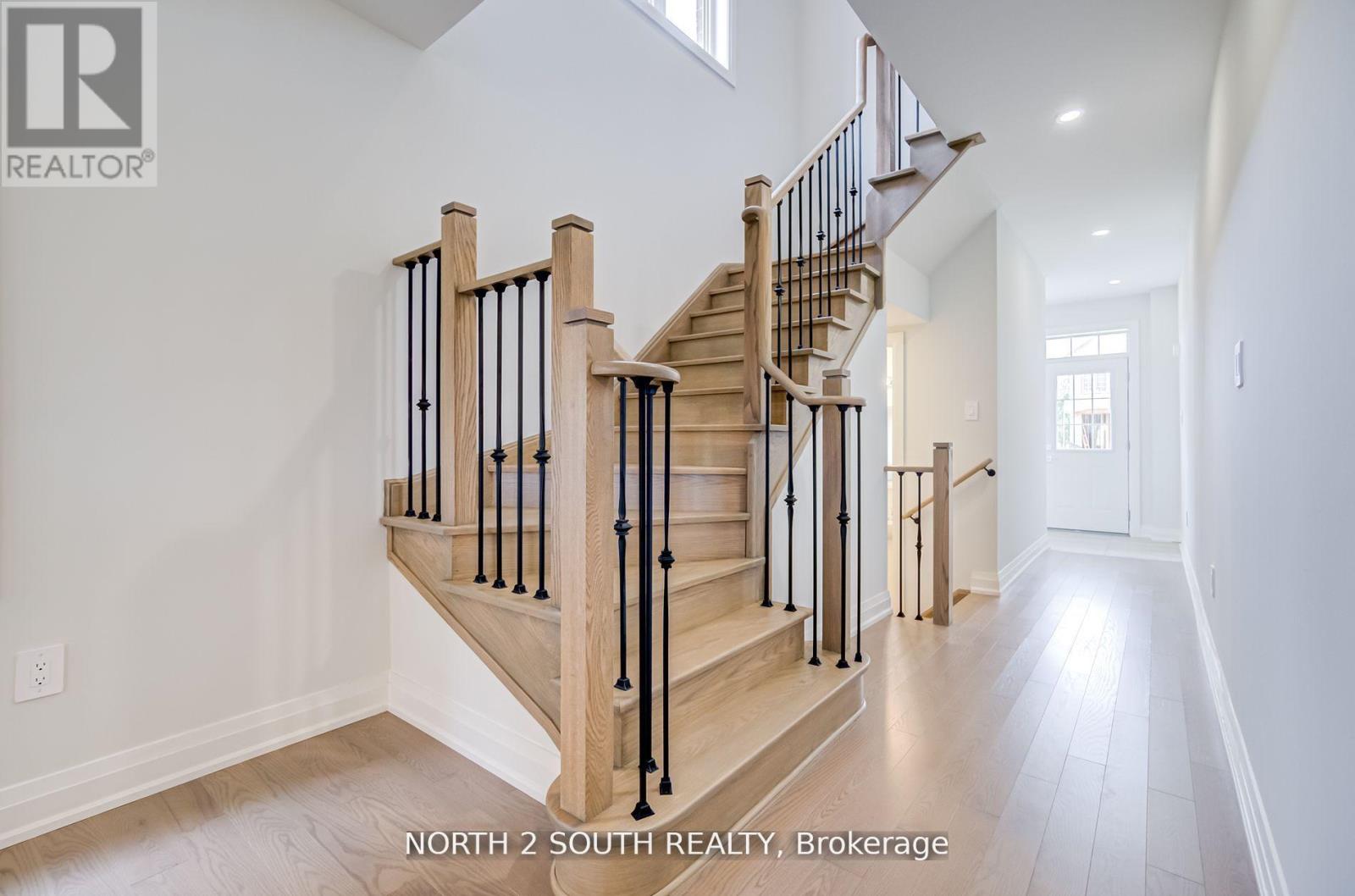 23 Virro Court, Vaughan, Ontario  L4H 5G5 - Photo 18 - N12635084