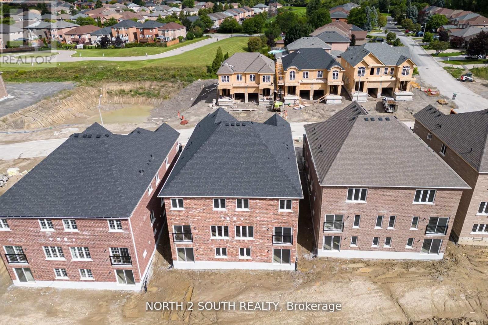 23 Virro Court, Vaughan, Ontario  L4H 5G5 - Photo 2 - N12635084