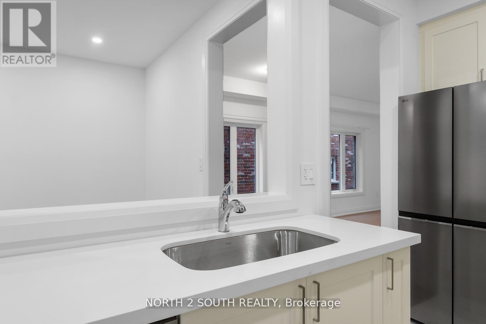 27 Virro Court, Vaughan (West Woodbridge), Ontario  L4H 5G5 - Photo 17 - N12635094