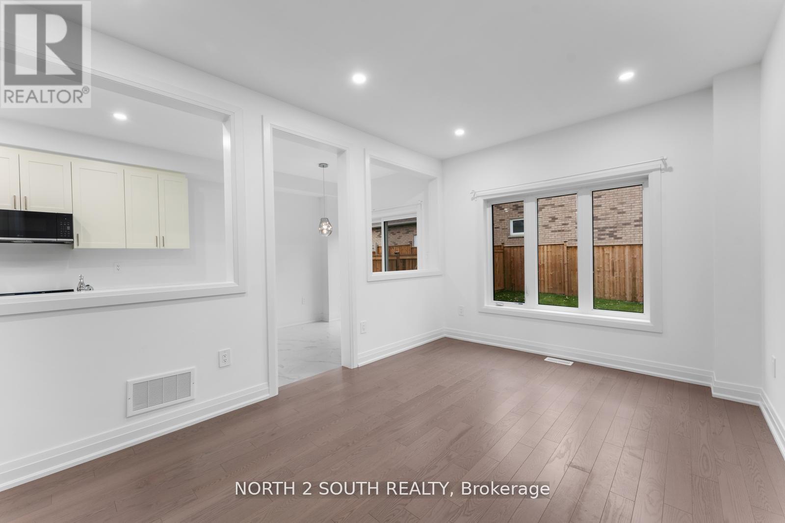 27 Virro Court, Vaughan (West Woodbridge), Ontario  L4H 5G5 - Photo 25 - N12635094