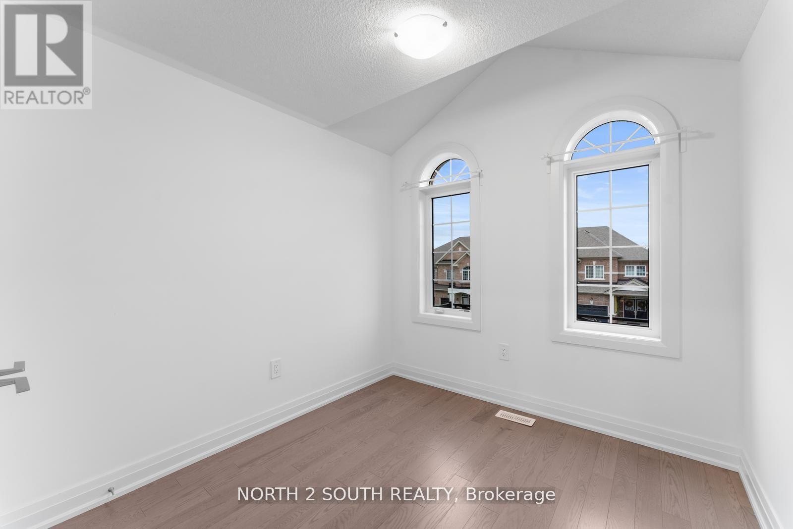 27 Virro Court, Vaughan (West Woodbridge), Ontario  L4H 5G5 - Photo 38 - N12635094