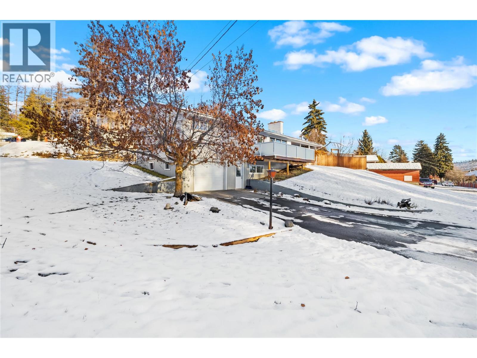 405 Creston Street, Kimberley, British Columbia  V1A 2M4 - Photo 2 - 10371173