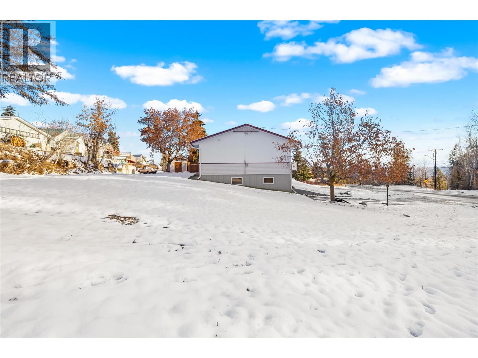 405 Creston Street, Kimberley, British Columbia  V1A 2M4 - Photo 4 - 10371173