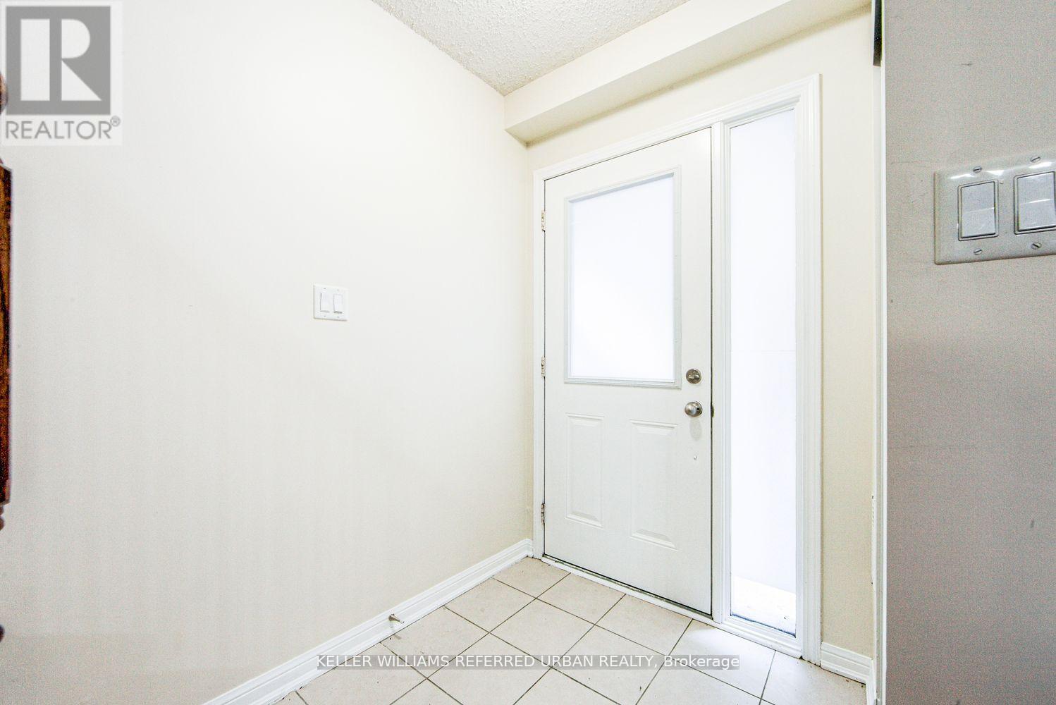 132 - 11 Foundry Avenue, Toronto, Ontario  M6H 0B7 - Photo 13 - W12635082